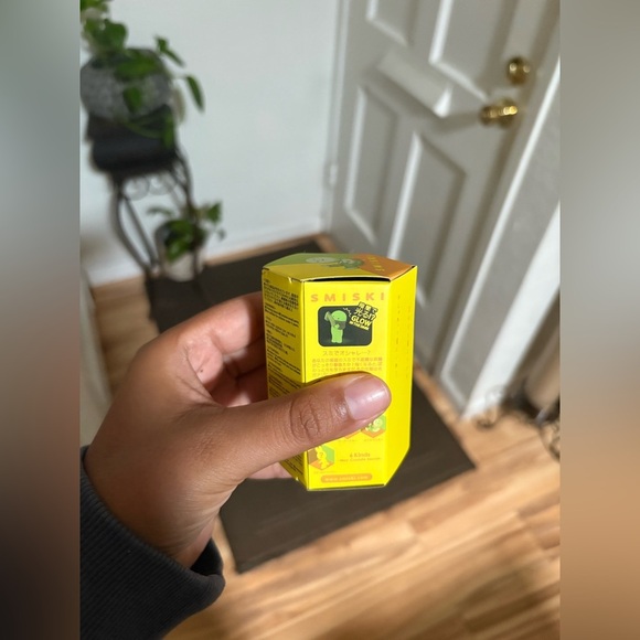 NWT Smiski Dressing Series blind box - Picture 6 of 6